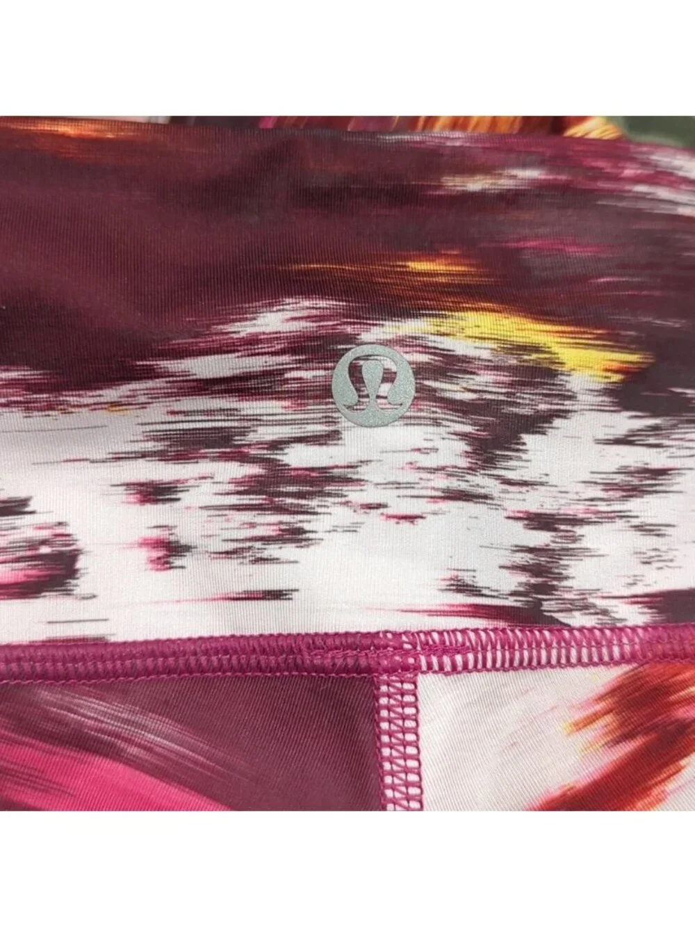 Lululemon Wunder Under Pant III Full-On Luxtreme Pigment Wind Berry Rumble Multi